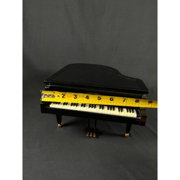 Mickey Minnie Swing Time Self Playing Piano Dance to Havanola Gershwin Music Box - Picture 10 of 12